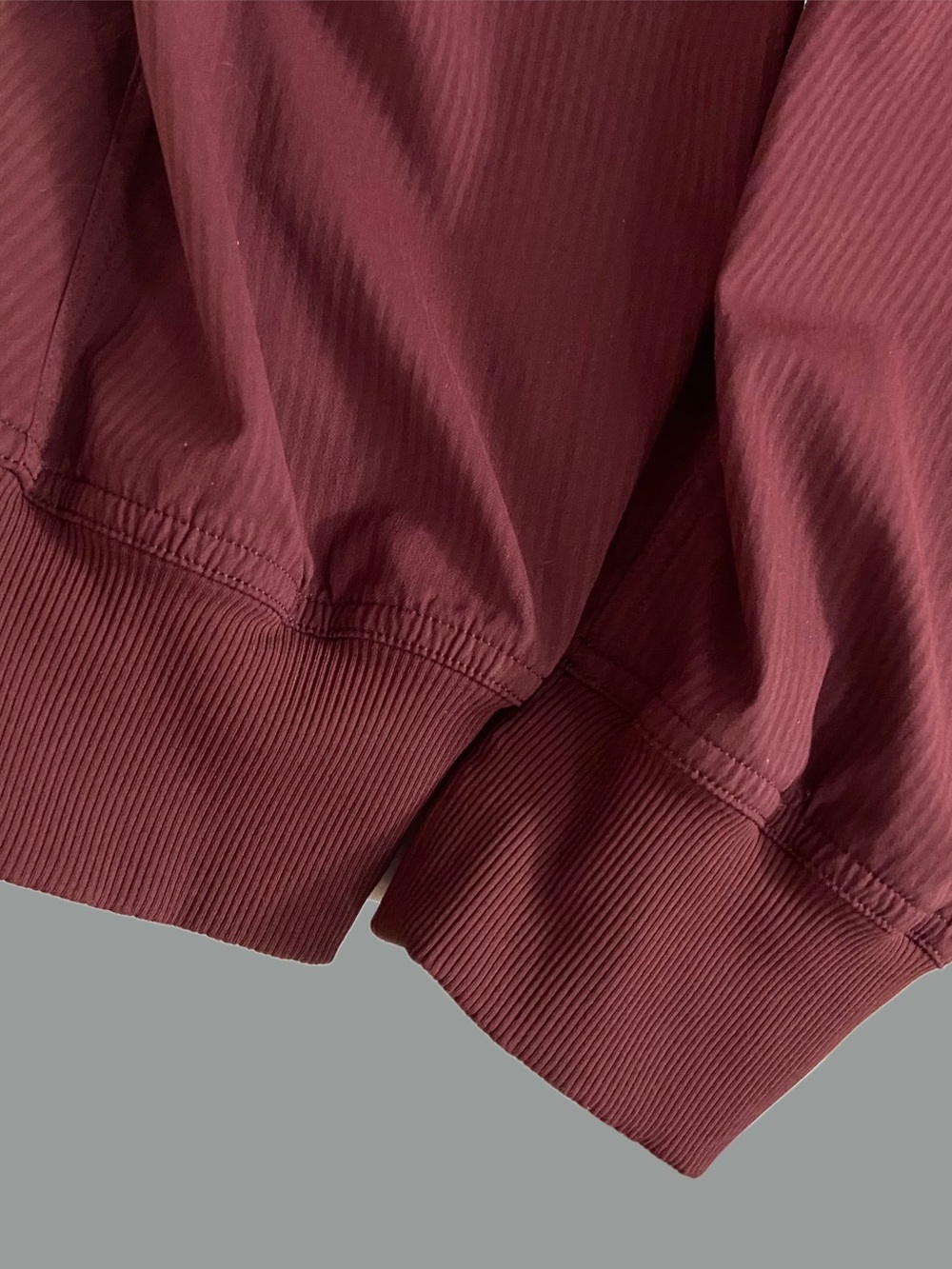 Lululemon Dance Studio Mid-Rise Jogger Pants - Size 6
28" Length in Red Merlot - Picture 8 of 12